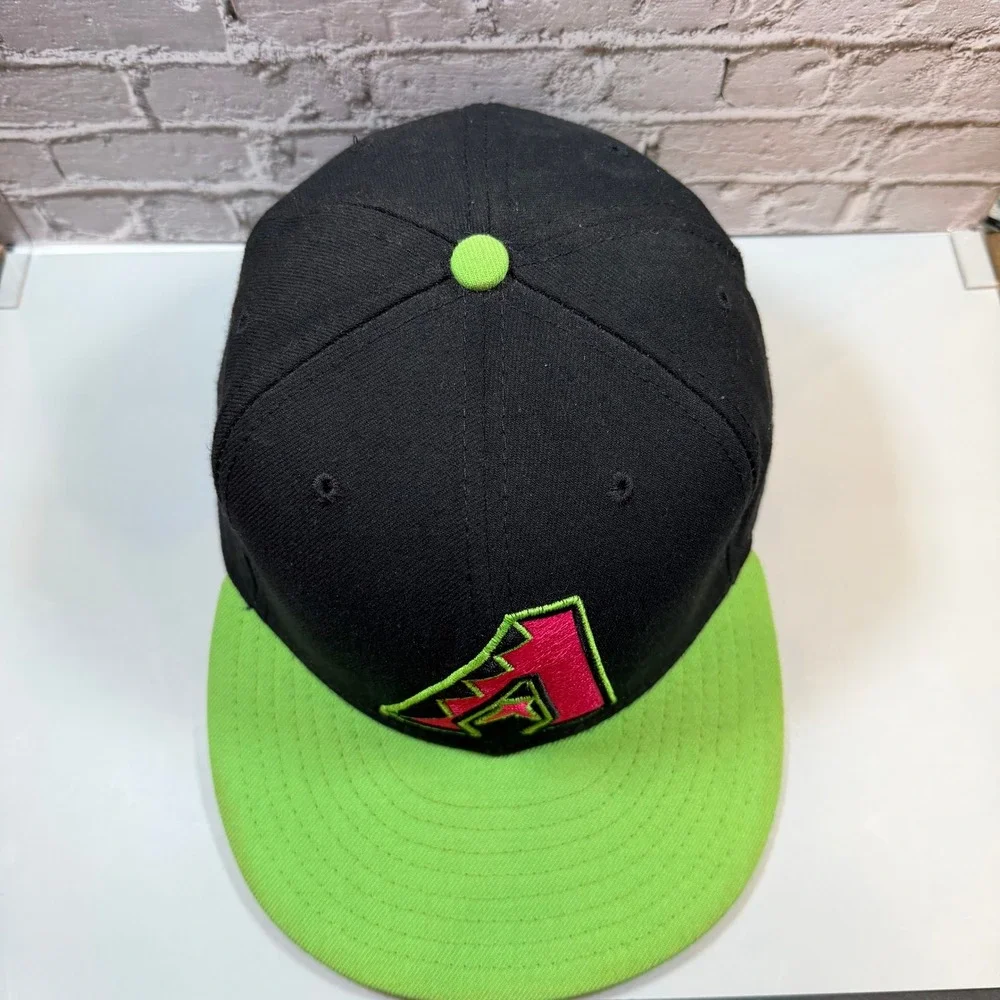 New Era 59FIFTY Arizona Diamondbacks Mens Size 7 3/4 Black Neon Green Fitted Hat